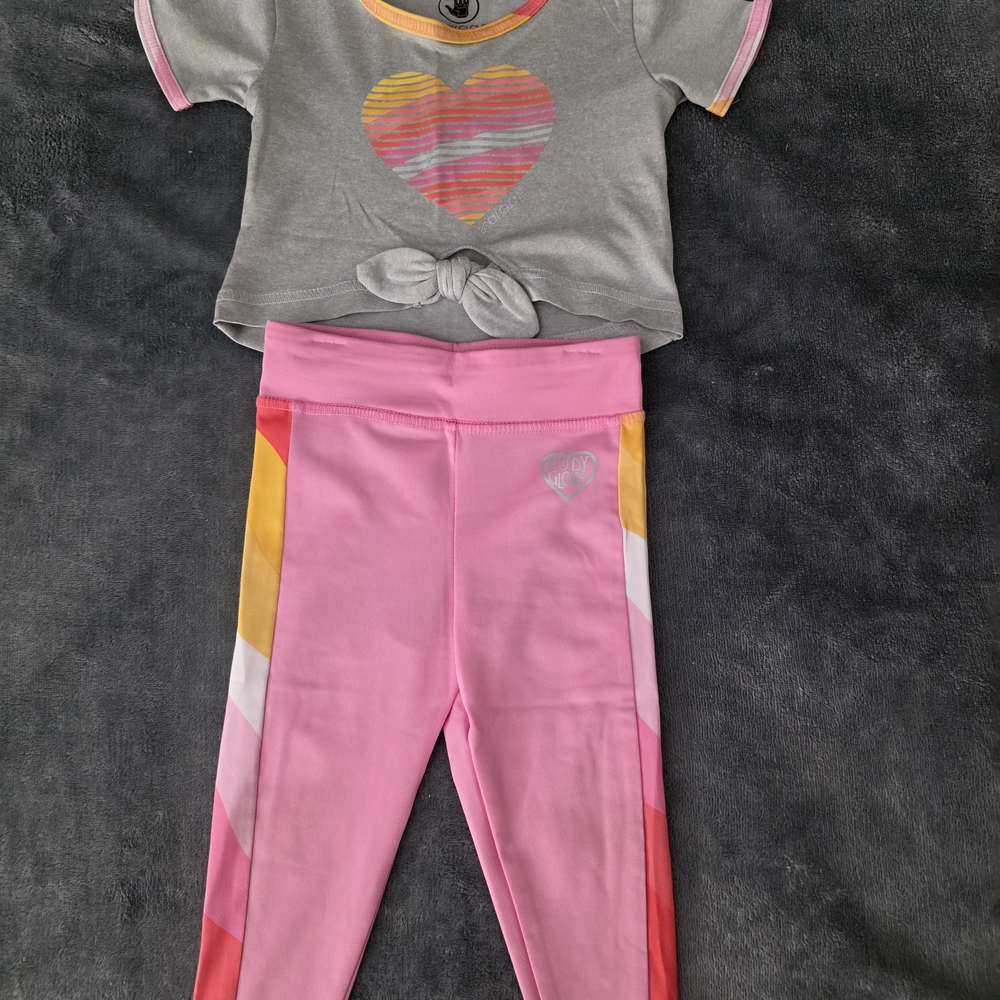 Body Glove Gray and Pink Heart Top